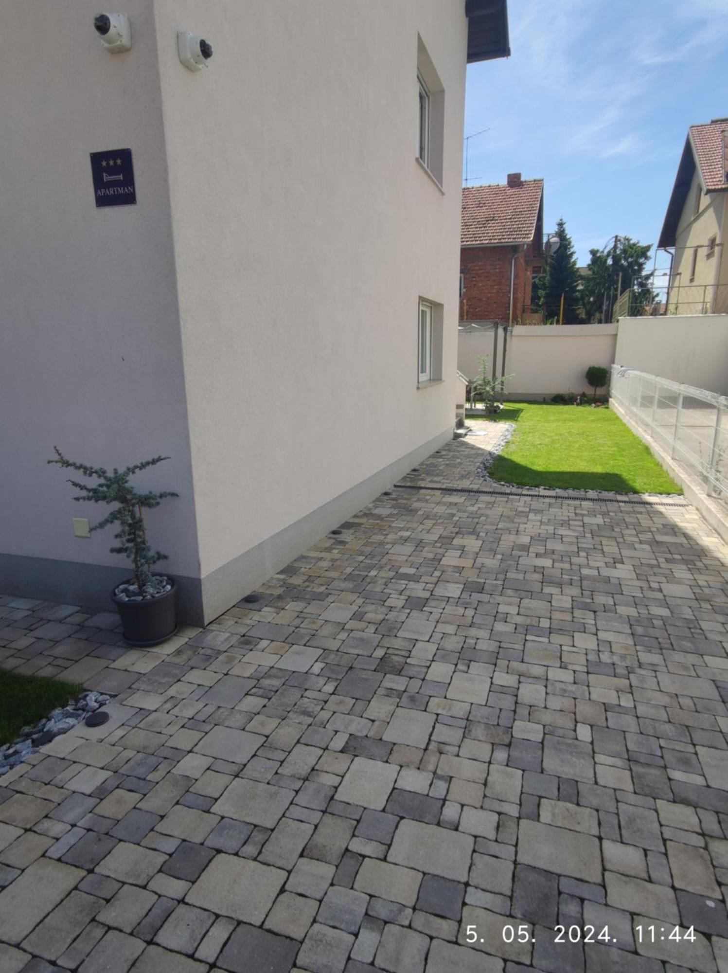 Lumani Apartment Zagreb With Free Parking Экстерьер фото