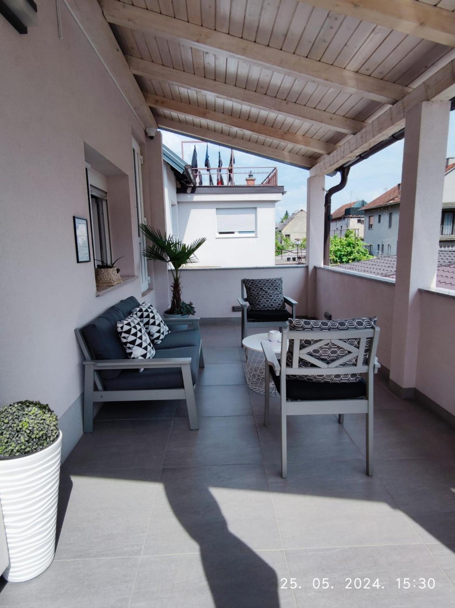 Lumani Apartment Zagreb With Free Parking Экстерьер фото