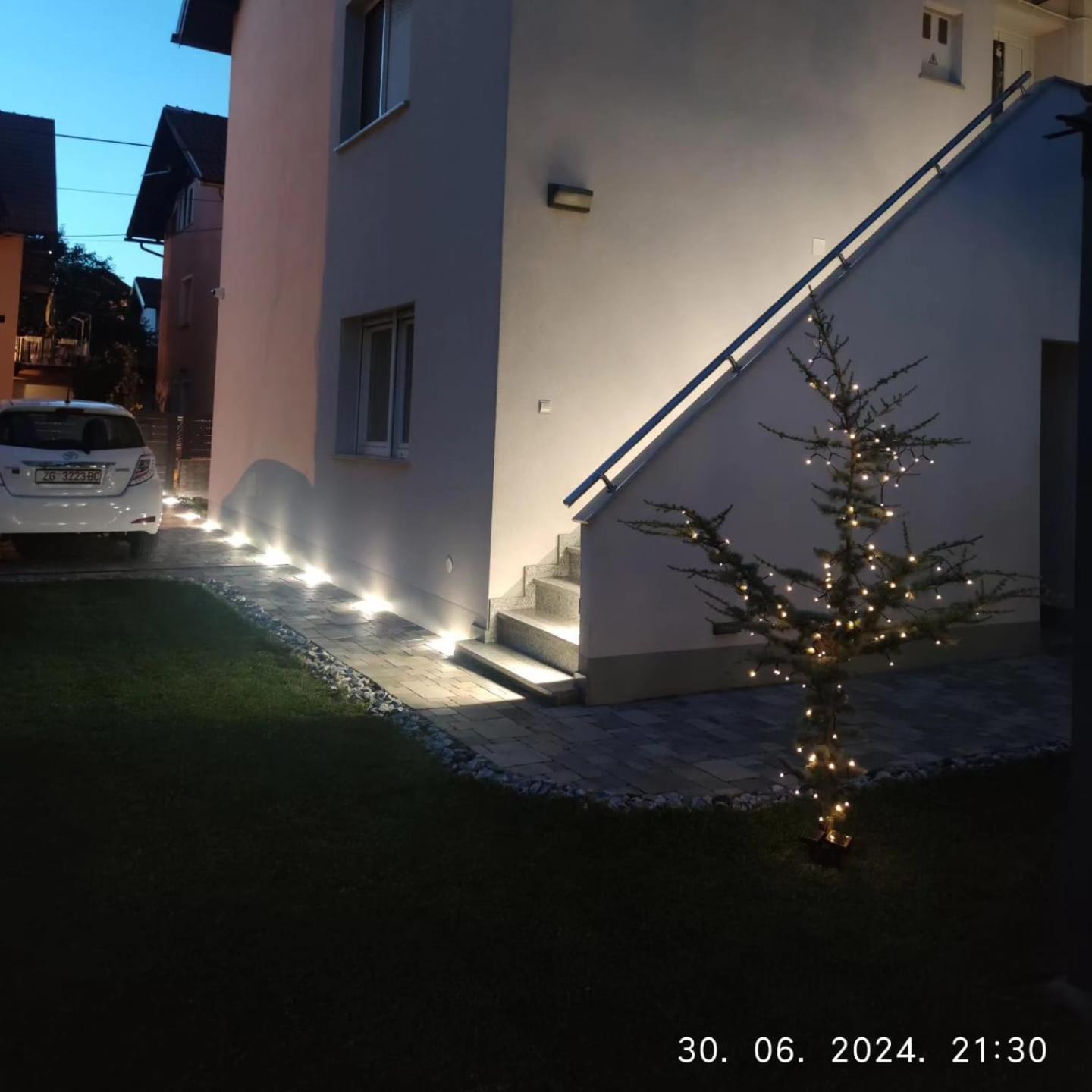 Lumani Apartment Zagreb With Free Parking Экстерьер фото